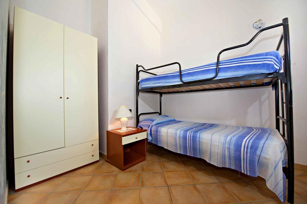 Blunda Holiday Home 카스텔라마레델골포 객실 사진
